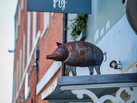 Wimborne Pig